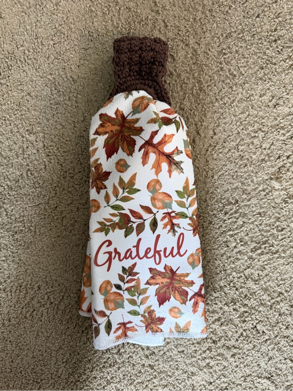 Grateful Fall Leaf Hanging Kitchen Towel - Brown